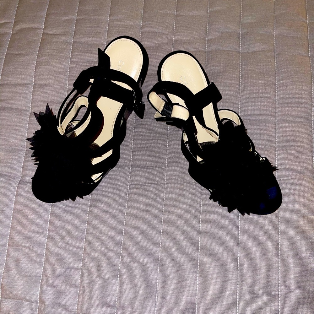 Women’s shoe